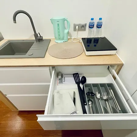 Beautiful In Mokotow Near Krolikarnia Park 2