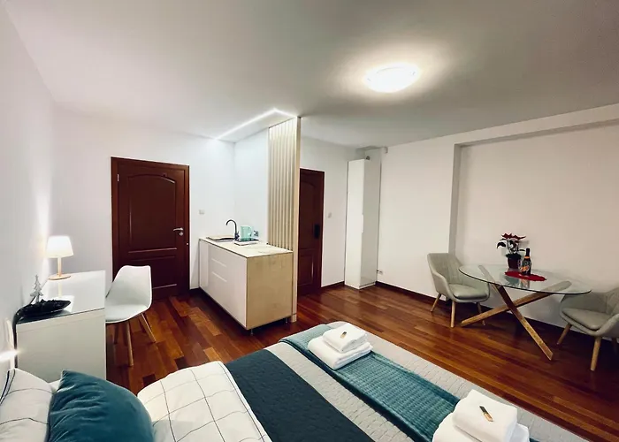 Beautiful In Mokotow Near Krolikarnia Park 2 Lejlighed