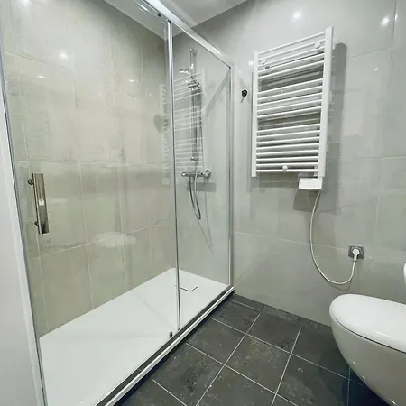 Beautiful In Mokotow Near Krolikarnia Park 2 Warschau